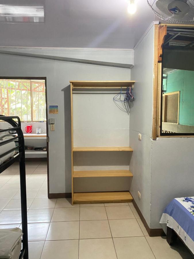 Blue Morpho House B&B Manuel Antonio Dış mekan fotoğraf