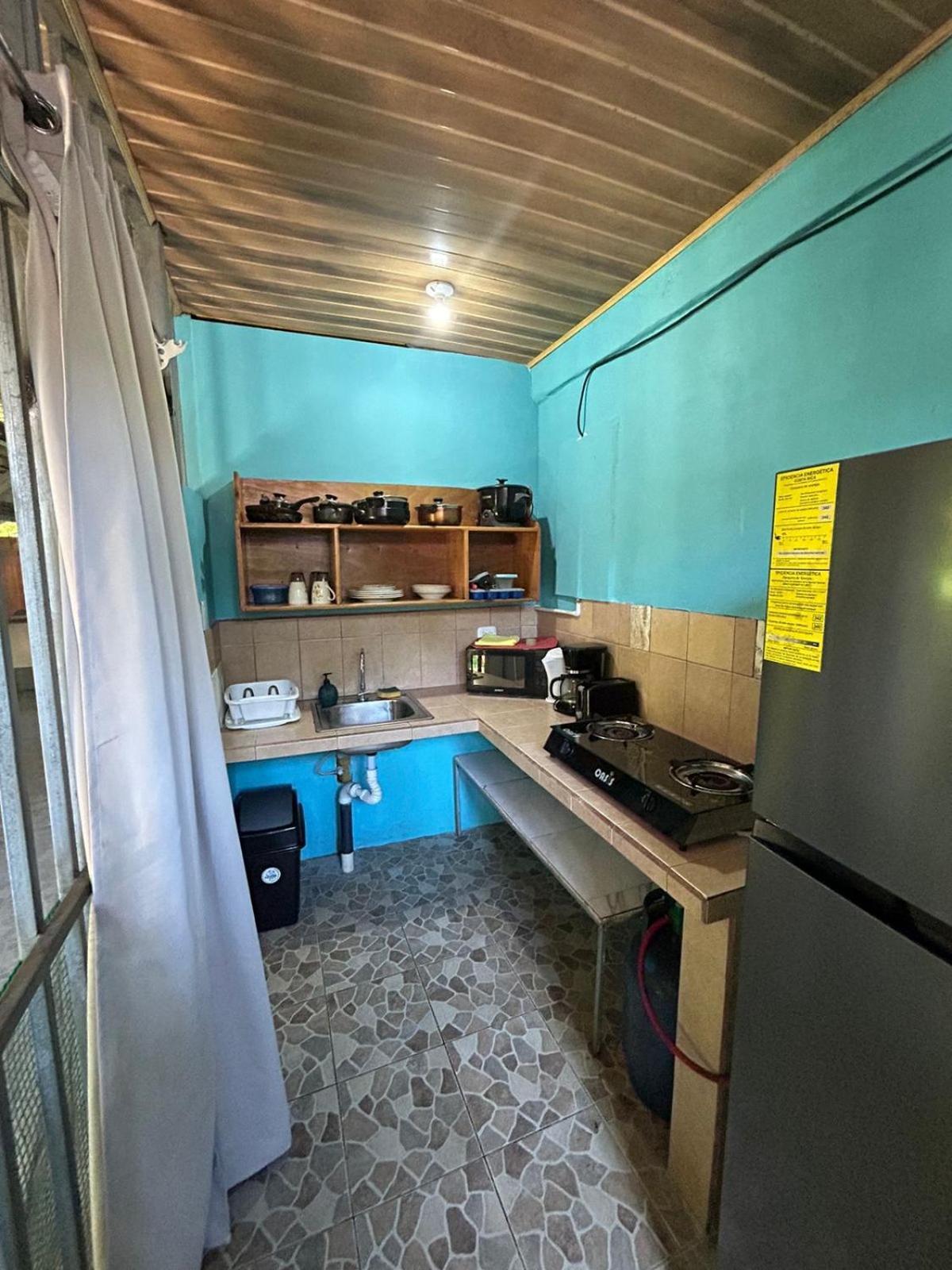 Blue Morpho House B&B Manuel Antonio Dış mekan fotoğraf