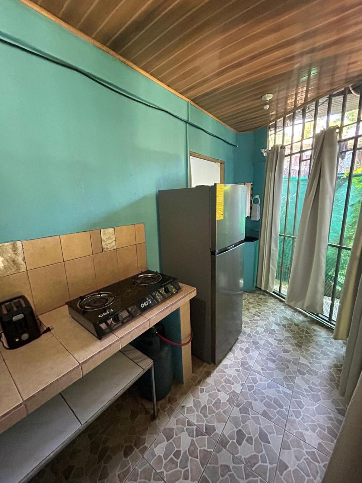 Blue Morpho House B&B Manuel Antonio Dış mekan fotoğraf