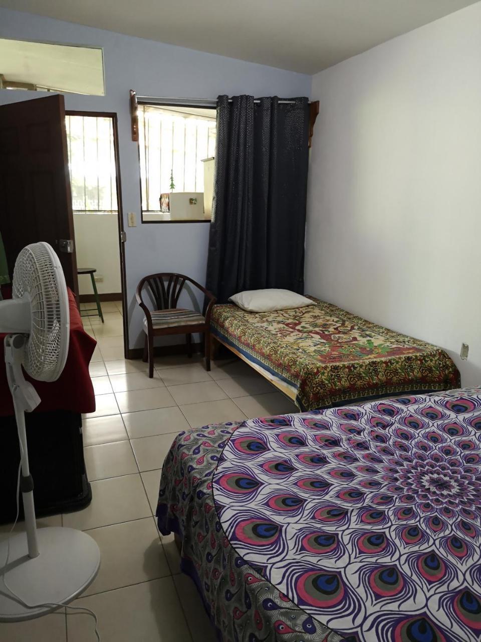 Blue Morpho House B&B Manuel Antonio Dış mekan fotoğraf